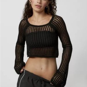 Urban Outfitters Chloe Cropped Open-Knit Sweater In Black